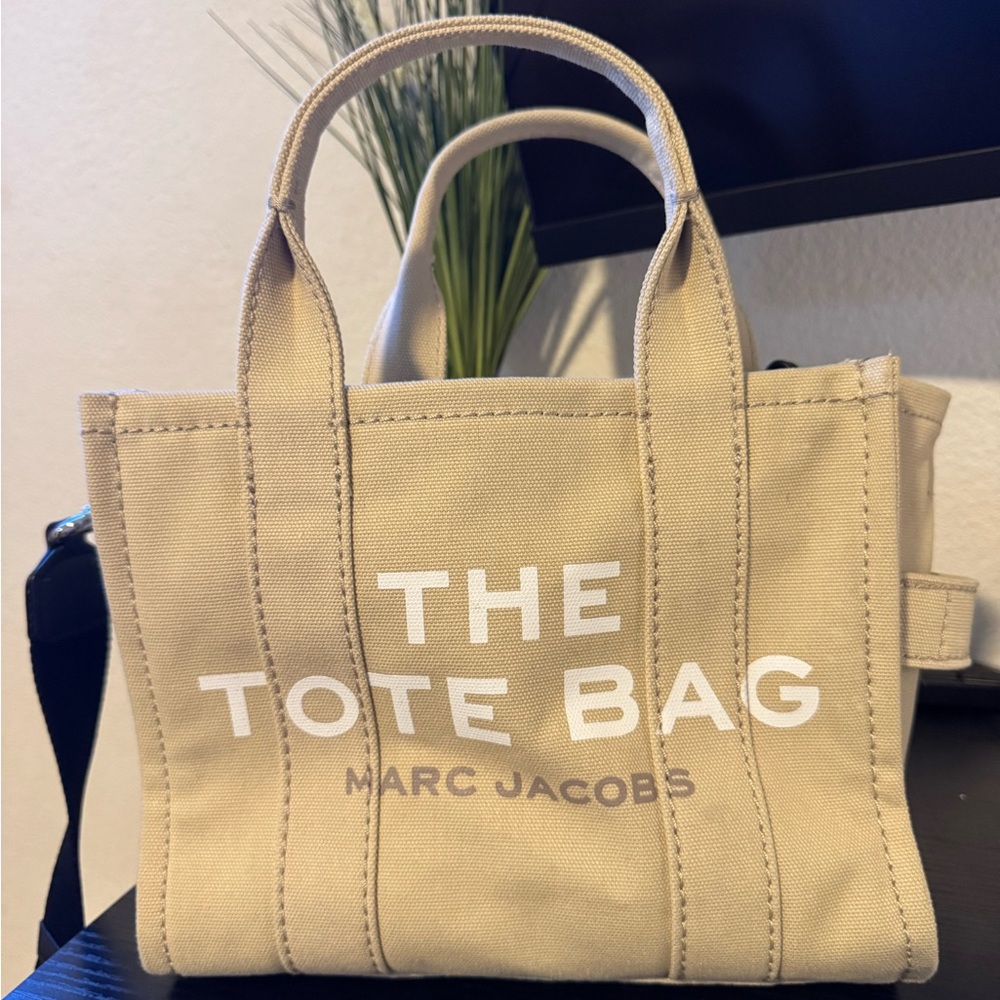Marc Jacobs Beige Tote Bag Small
